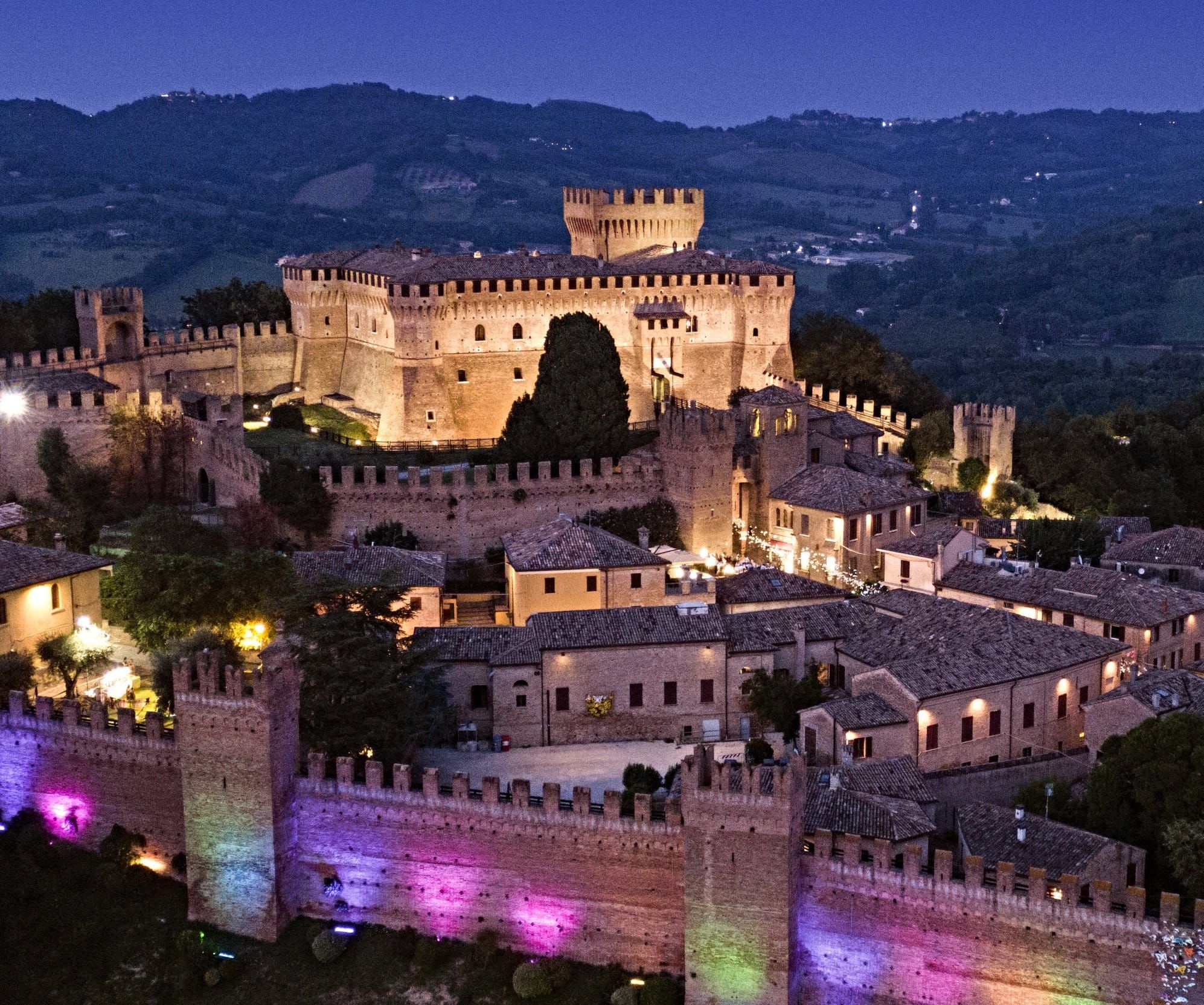 GITA A GRADARA: CAPITALE DEL MEDIOEVO