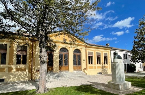 DOCUMENTATION AND CONSULTATION CENTER FOR PASCOLI'S HERITAGE